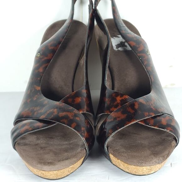 UGG Women's HAZEL Tortoise Shell US7 Patent Leather Cork Wedge Slingback Sandals - Picture 5 of 16